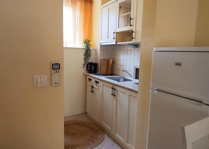 Oliva Santa Marina Apartment